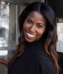 Layla Hamilton's Instagram, Twitter & Facebook