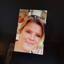 Nancy Olivier (avon03)