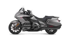 Dennis kirk carries more 2021 honda gl1800 gold wing tour products than any other aftermarket vendor and we have them all at the lowest guaranteed prices. New Honda Gl 1800 Gold Wing Tour 2021 Prices Photos Datasheet