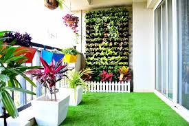 So we searched the blogosphere and found you some great ideas for diy garden trinkets and yard decorations, to add some jewelry to your garden! Home Garden