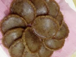 Resepi kuih cucur, resepi kuih angku, resepi kuih samprit, resepi kuih raya mudah resepi badak berendam via iresipi.com. Resepi Kuih Topi Jawa