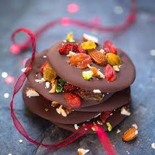 Domowe Czekoladki Z Bakaliami Przepis Go4taste Recipe Food Drinks Dessert Xmas Food Cake Desserts