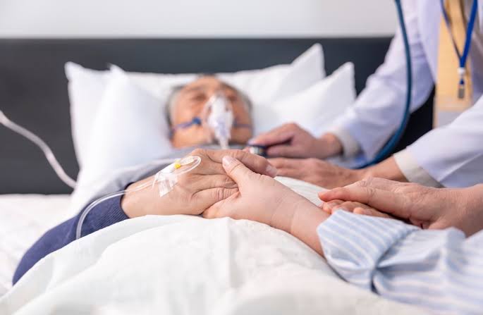 How to discuss end-of-life care in the hospital