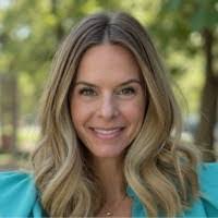 Candice Adams's Instagram, Twitter & Facebook