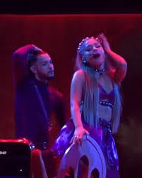 Break Up With Your Girlfriend I M Bored Ariana Grande Pin On Ariana Vids