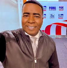 Well, well, well…. tracegallagher has the night off so guess who is hosting  @foxnewsnight ? Hope you'll stop by for the Friday night edition at 11pm ET 