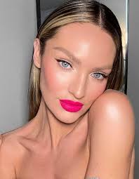 Какой цвет точно подойдет вашим губам?