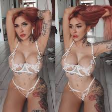 Upvote if you want this picture without this lingerie 🙊 check IG jadelavoie  : ronlyfansgirls101