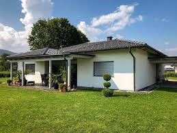 Häufig werden den bauherren durch experten vor ort die ersten schritte für den bau des rohbaus gezeigt, sodass dieser die fähigkeiten erlernt, das haus nach seinen vorstellungen selbst zu bauen. 1 2 Cnc Bausatz System Fur Haus Noah 168 Standard Holzbau Roscher Bausatz System Fertighaus