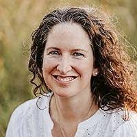 Lena Lowery's Instagram, Twitter & Facebook