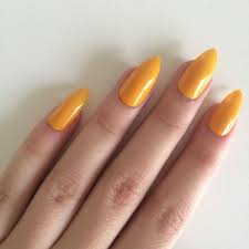 This will dry on topand make it look impressive from all angles. Gloss Yellow Stiletto Nails Hand Painted Acrylic Nails Fake Nails False Nails Stick On Nails Nail Art Nail Designs Artificial Nails Nails Life Hailslife Com