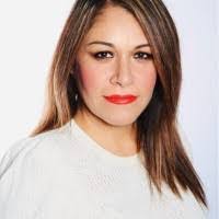 Laura Crisp's Instagram, Twitter & Facebook