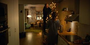 Il problema e' che adesso ci vive qualcun altro. Tornando A Casa Per Natale In Onda Lunedi 23 Dicembre 2019 Su Canale 5 Cast Trama E Orario Spettegolando
