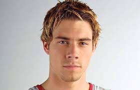 Noah Lawson (Beau Brady)