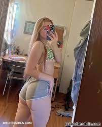 bailsoflove Photo Nude Leaks OnlyFans 1 - Modèles Leakées