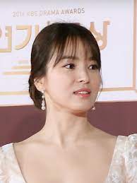 She made her acting debut in the 1996 television drama “first love” and then rose to fame throughout asia after starring in the 2000 drama “autumn in my heart.” she has since starred in many popular. Song Hye Kyo Wikipedia