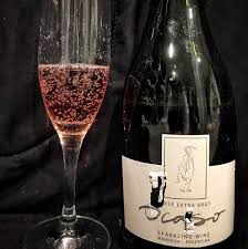 This Sparkling Rose Is An Extra Brut By Definition It Should Have 0 6 G L Rs Is Equivalent To Teaspoon Sugar Per 5 Oz Serving But I Mu Wines Wine Malbec
