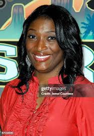 852 Tamara Countess Stock Photos, High-Res Pictures, and Images