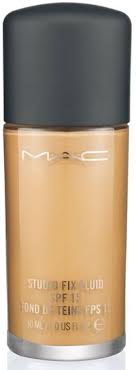 كريم أساس ذو ملمس كريمي ناعم، يعطيكي تغطية حريرية. ØªÙˆØ¨ 10 Ø§ÙØ¶Ù„ ÙƒØ±ÙŠÙ… Ø§Ø³Ø§Ø³ Ù„Ù„Ø¨Ø´Ø±Ù‡ Ø§Ù„Ø¬Ø§ÙÙ‡ ÙˆØ§Ù„Ø­Ø³Ø§Ø³Ù‡ Ø§ÙØ¶Ù„