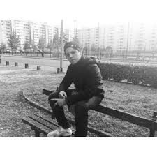 On february 16, canadian rapper nav announced that he had signed to the weeknd's label xo records. Snap Anthony Gucci On Twitter Un Mec Quand Y Tombe Amoureux Une Fois C Est Mort Cst Un Ko Meme Si Y Spose Avec Une Autre Meuf Y Cessera Jamais De Penser A