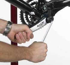 Kurbel Von Welle Abziehen In 2020 Fahrrad Reparieren Fahrrad Fahrrad Fahren