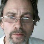 Daniel Naus's Instagram, Twitter & Facebook