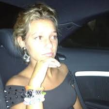 anna elardo (@AnnaElardo)