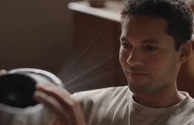 Apple Set to Revolutionize Virtual Meetings with its Foray into VR?