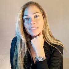 Pamela Valverde's Instagram, Twitter & Facebook