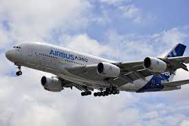 Por Que Los Aviones Son De Color Blanco Aviones Aviones Comerciales Aviones De Pasajeros