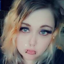 Alyssa Rose Paulson (@zombieseatvagoo) • Threads, Say more