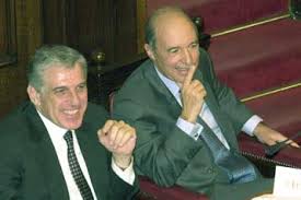 Στόχοι του 2001 η ανταγωνιστικότητα και η κοινωνική πολιτική, δηλώνουν  Σημίτης - Παπαντωνίου | in.gr