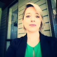 Carla Edmunds's Instagram, Twitter & Facebook