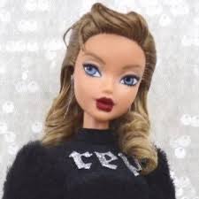 Mariel Salcedo (@MarielSalcedo)