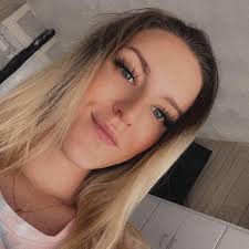 Recommendations for a place that does quality eyelash extensions 🤩