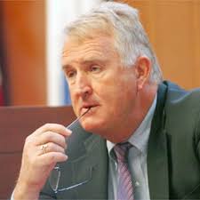 Judge admits mistake, fights suspension