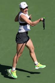 Ea a pierdut cele 2.000 de puncte castigate in 2019 si a cazut pana pe locul 9 wta. Simona Halep At Dubai Duty Free Rennis Wta Championships 02 20 2019 Hawtcelebs