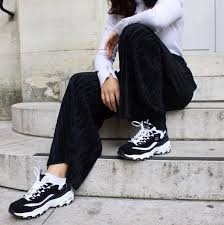 Step On Up D Lites Biggest Fan Keeps You Stylish And Comfy Every Step Of The Way Skechers D Lites Fashion Sketchers Shoes