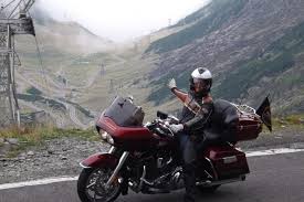 Die panoramastraße transalpina verbindet seit 1939 siebenbürgen mit der walachei und ist die höchste mit dem auto befahrbare straße rumäniens. Rumanien Xxl Motourismo