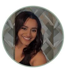 Janine Mora's Instagram, Twitter & Facebook