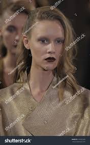 Valerie Hash's Instagram, Twitter & Facebook