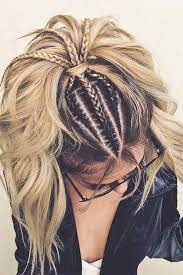 21 Flattering Long Hairstyles For Valentines Day Lovehairstyles Com Hair Styles Long Hair Styles Long Hair Models