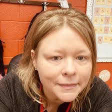 Krystal Myers's Instagram, Twitter & Facebook