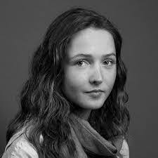 Lorna Aaron's Instagram, Twitter & Facebook