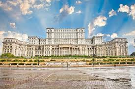 It is in the southeast of the country, at. Visite Guidee Palais Du Parlement Bucarest Tiqets