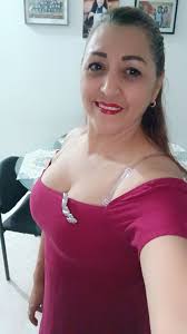 NOMBRA A UNA CANTANTE FEMENINA CON LA vOz MÁS HERMOSA DE LA HISTORIAIL.