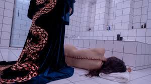 The Substance review: Demi Moore dazzles in a derivative midnight snooze |  Mashable