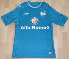 12freunde, aggiunta al sito su: Eintracht Frankfurt Third Football Shirt 2013 2014 Sponsored By Alfa Romeo