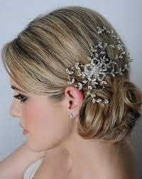 Vintage Haarschmuck Fur Die Braut Tocados De Novia Peinados Con Tocado Peinados De Novia