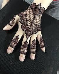 Bukan hanya ditangan saja, membuat henna juga bisa di kaki dan. 36 Ukiran Inai Ideas In 2021 Corak Perkahwinan Inai